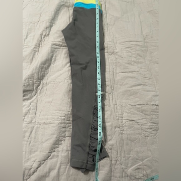 Ivivva Size 6 Leggings Gray Blue Green Rusched Legs - Picture 5 of 6